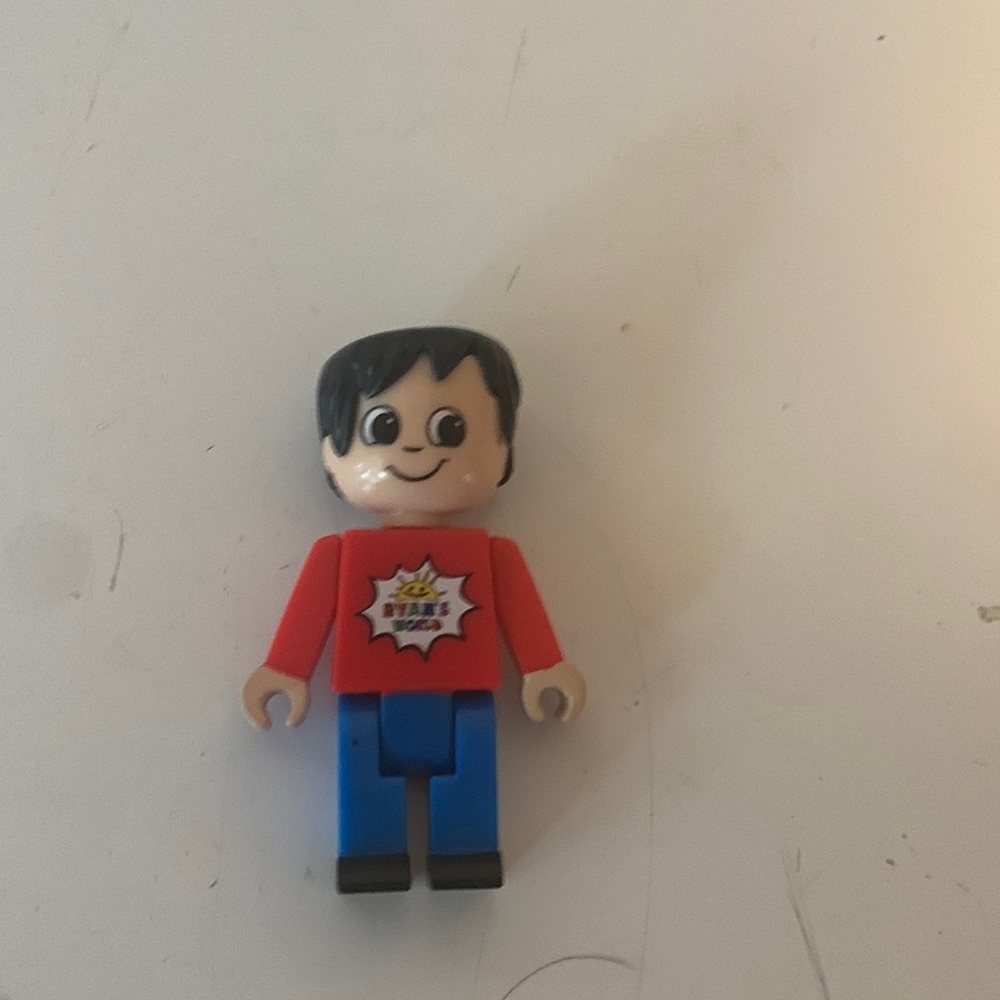 Ryan's World Mini Figurine